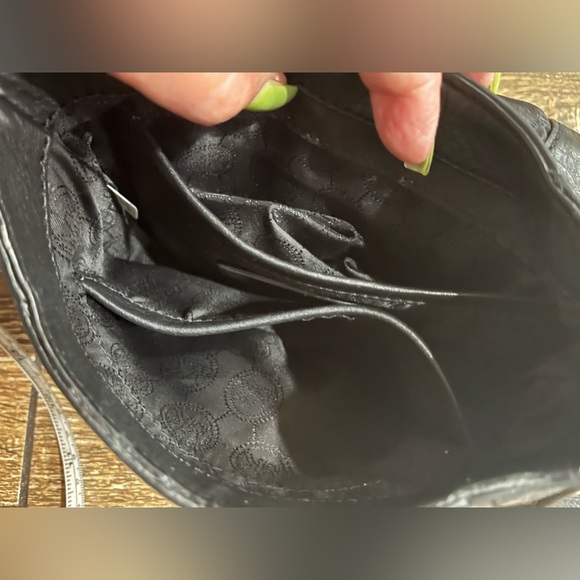 Micheal Kors small pebbled leather black crossbody - Picture 12 of 15